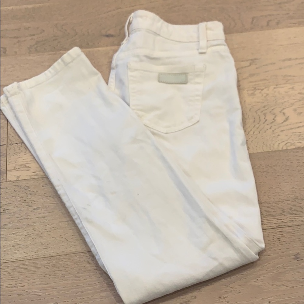 Women’s white Joe’s jeans. Size 24